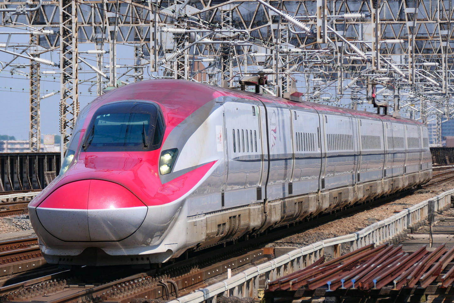 TOMY PLARAIL - SHINKANSEN BAUREIHE E6 "KOMACHI" MIT KOPPLUNGSFUNKTION - BATTERIEBETRIEBEN - GEBRAUCHT - JAPAN-IMPORT