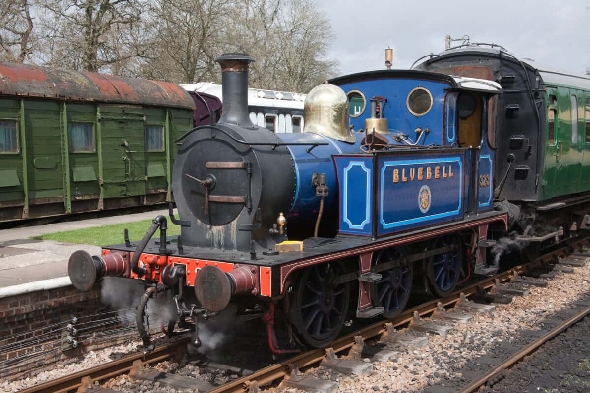 BIGJIGS - HOLZEISENBAHN "BLUEBELL" - BRANDNEU