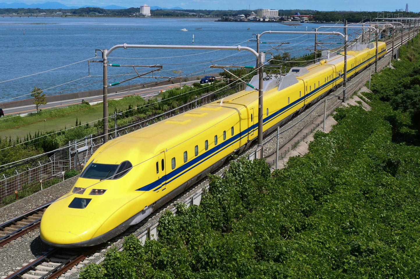 TOMY PLARAIL - SHINKANSEN BAUREIHE 923 STRECKENÜBERPRÜFUNGSZUG "DOCTOR YELLOW" - BATTERIEBETRIEBEN - GEBRAUCHT - JAPAN-IMPORT